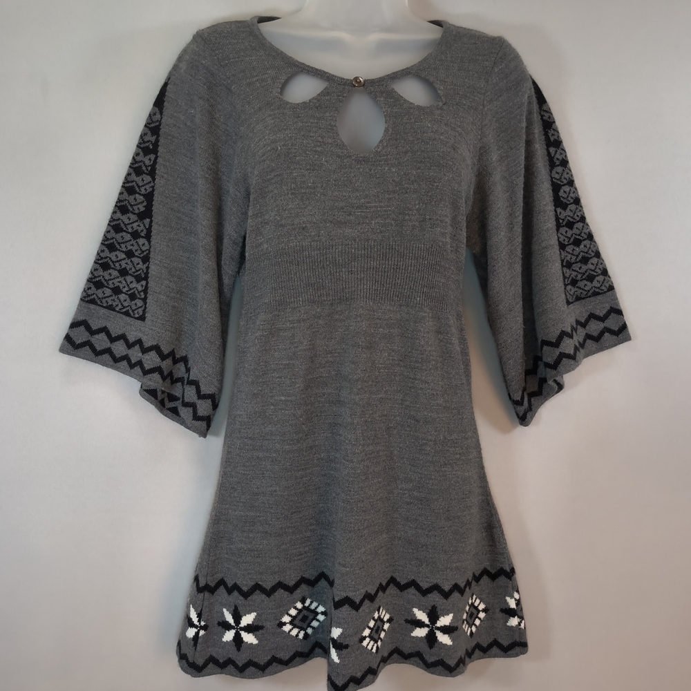 Venus Women's Boho Wide Sleeve Gray/Black Sweater Mini Dress, Size S